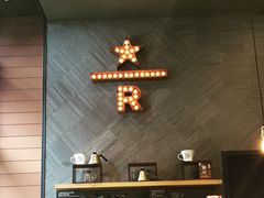 星巴克&nbsp;全黑围裙店(太古里店)-星巴克(成都太古里二店)