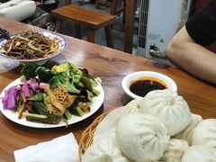 -郑家包子牛肉拉面(尚勤路店)