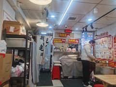 -柳州肥姨妈大骨螺蛳粉(东靖路店)
