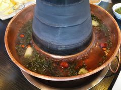 -楼外楼大刀肉传统火锅居(幸福街店)