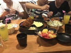-肥肥虾庄·金牌油焖大虾(杨园滨江时代walk店)