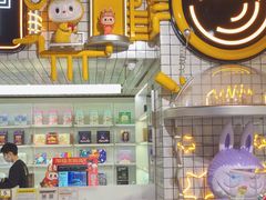 -泡泡玛特POPMART(上海环球港店)