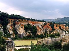 -彩色沙林风景区