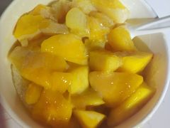 芒果黄桃冰-美肴冰品·汉堡·牛腩饭(总店)