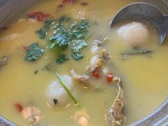 -山明水秀农庄
