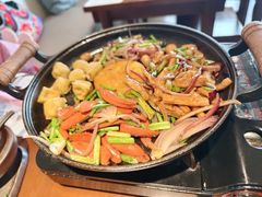 -包整·丝娃娃(甲秀楼景观店)