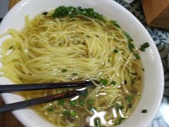 -鲁毓鲜蓬莱小面(黄山路店)