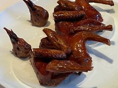 脆皮妙龄鸽-新荣记(建国门外大街店)