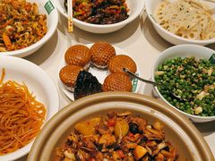 -绿草地·湘菜(7mall店)