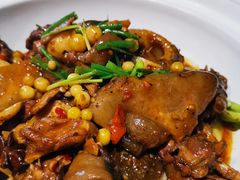 -小凤庭·地道湖北菜武昌鱼·藕汤(38年黄鹤楼店)