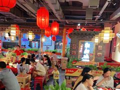 大堂-谭鸭血老火锅(万象九宜城店)