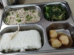 -上海市普陀区中心医院