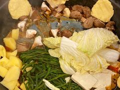 -田家大院东北农家菜铁锅炖(西安总店)