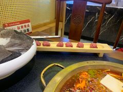 -沸炉重庆老火锅(军事博物馆店)