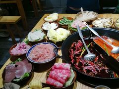 -乐闹闹重庆火鍋(民治店)