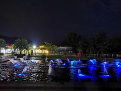 -亚龙湾中心广场