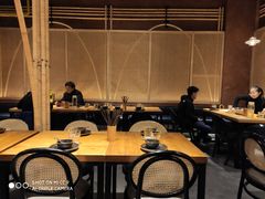 大堂-十三式重庆江湖菜(金茂览秀城店)