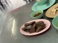 凉拌猪肝-红大哥水门鸡饭(總店)
