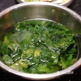 被忽视的营养食材芹菜叶系列之香芹叶炒蛋