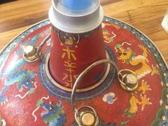 -毛辣果·贵州红酸汤牛肉火锅(西单店)