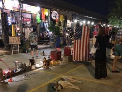 -席娜卡琳火车铁道夜市