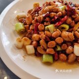 成都探店｜成都著名小吃店里的正餐如何呢?外