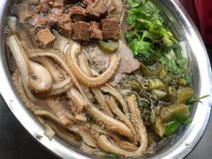 -花溪牛肉粉(八鸽岩店)