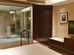 -上海龙之梦万丽酒店