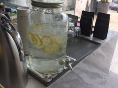 -UNI UNI(环亚凯瑟琳店)