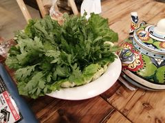 -霄汉牛三鲜湖北砂锅菜(万松园2店)