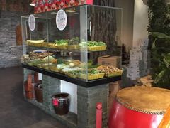 -挂旗柴锅鸡(蚌山区嘉年华店)