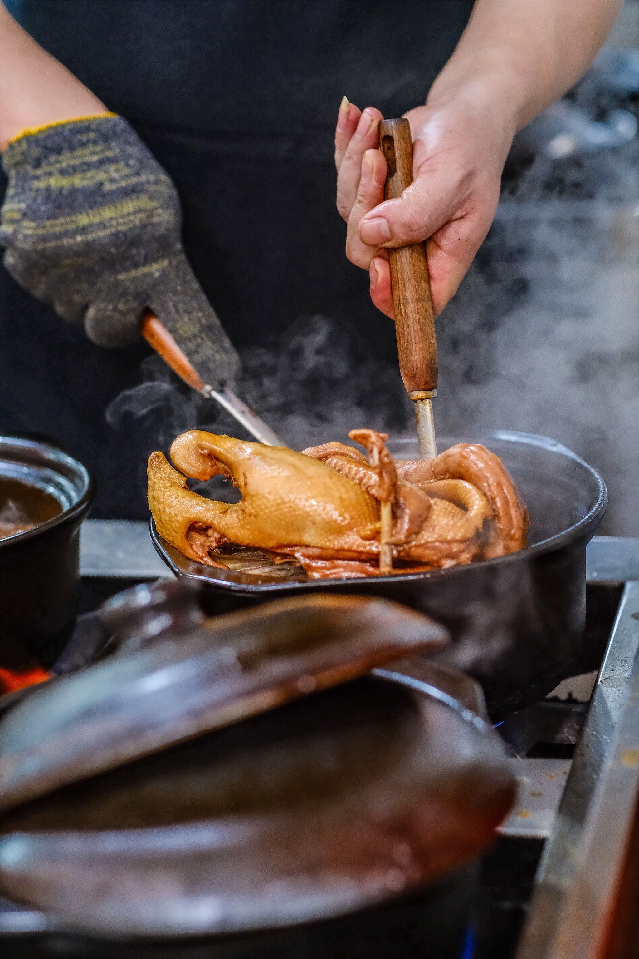 泉州必吃榜|张林阿山姜母鸭