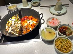 -超级鲜•胡毛肚火锅(扬帆店)