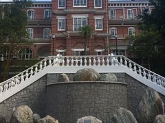 -香港大学