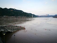 -中国宜宾·长江地标广场