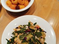 -咱屯子铁锅炖直营店(保利店)