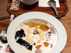 -RUXU入续糖水铺与包(卓悦中心店)