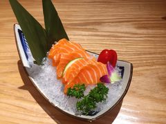 三文鱼刺身厚切-西月山居匠心创意料理(江汉路新佳丽广场店)
