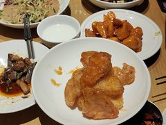 -关东小磨东北菜(上海长风大悦城店)