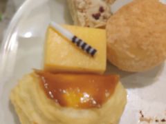 -佰烧海鲜烤肉火锅自助(世茂国际广场店)