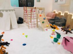 -趣游baby swim婴童游泳·盐氧护(旭辉u天地店)