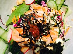 煎三文鱼配混合生菜-Wagas沃歌斯(大学路店)