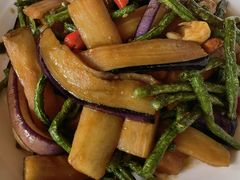 -湖泉水云间餐厅·弥勒地道菜(B座店)