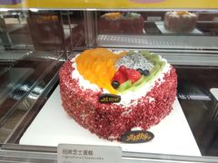 -皇冠幸福里动物奶油生日蛋糕(万达店)