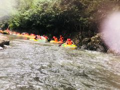 -大围山峡谷漂流