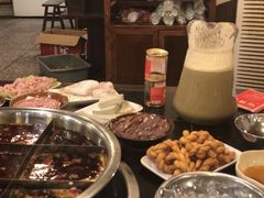 -邓莽子老火锅(中兴路总店)