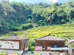 -丫沙底瀑布温泉