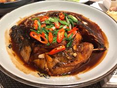 水库鱼头-莫干山郡安里度假酒店-桃尖中餐厅