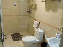 -德全心悦酒店(北京金台路地铁站店)