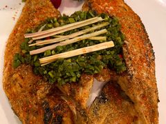 -香巴拉云南餐厅(华莱坞店)